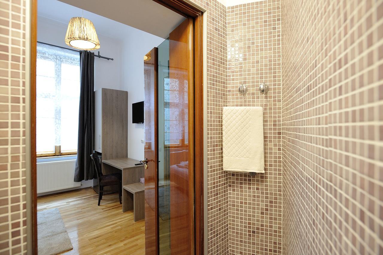 Dinicu Residence - Central Location Брашов Екстер'єр фото